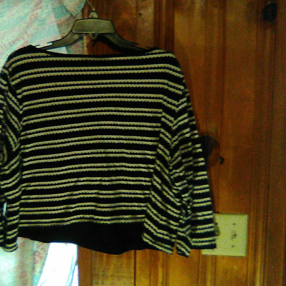 Shirt - Picture 2 of 2